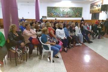 Antonio Morales elogia la labor social de la RSP de Jinámar (Foto TA)